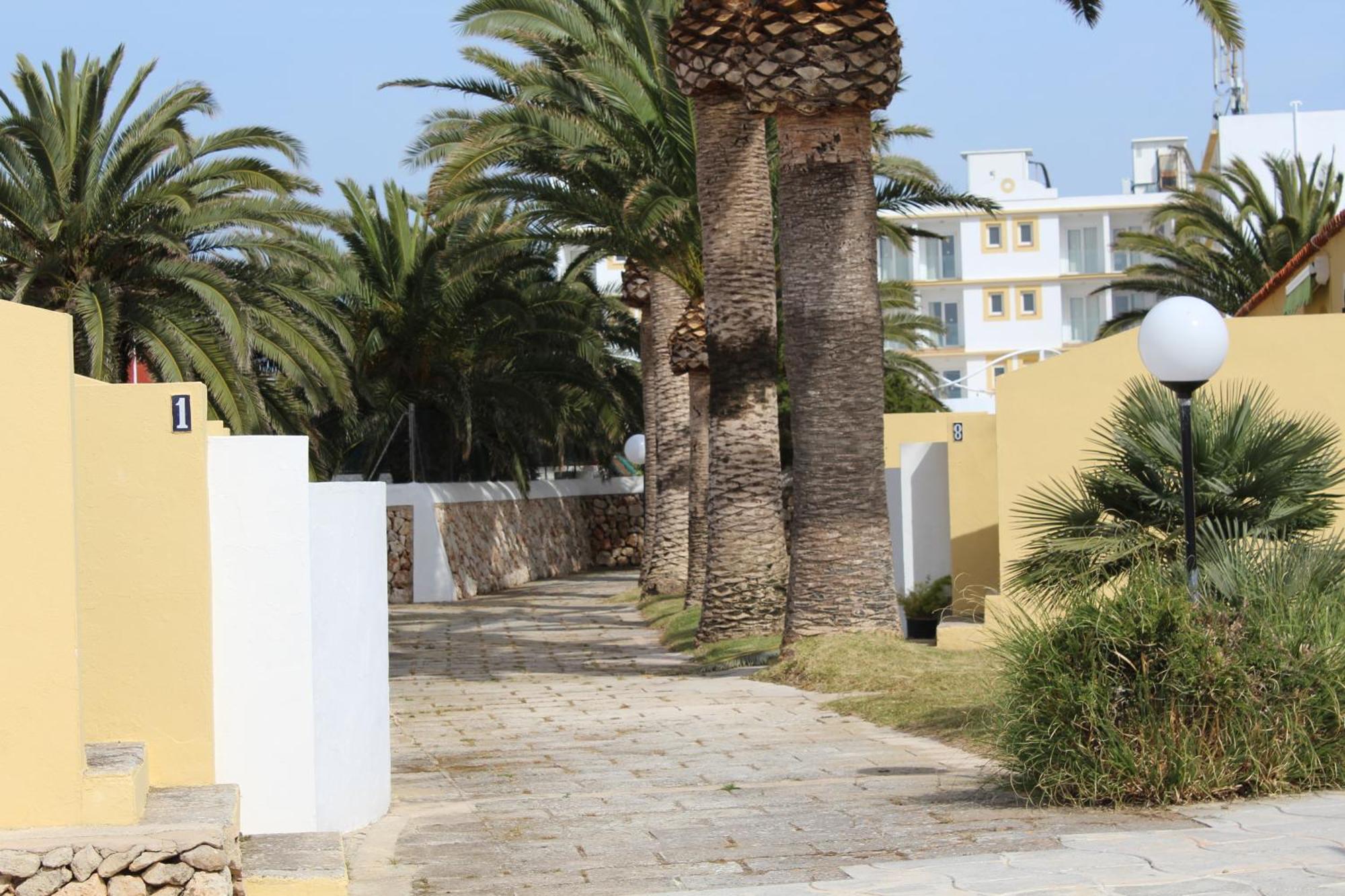 Апартаменты Apartamento Con Piscina En Ciudadela, Cala En Blanes Кала-эн-Бланес Экстерьер фото