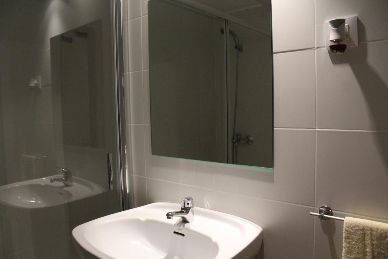 Апартаменты Apartamento Con Piscina En Ciudadela, Cala En Blanes Кала-эн-Бланес Экстерьер фото